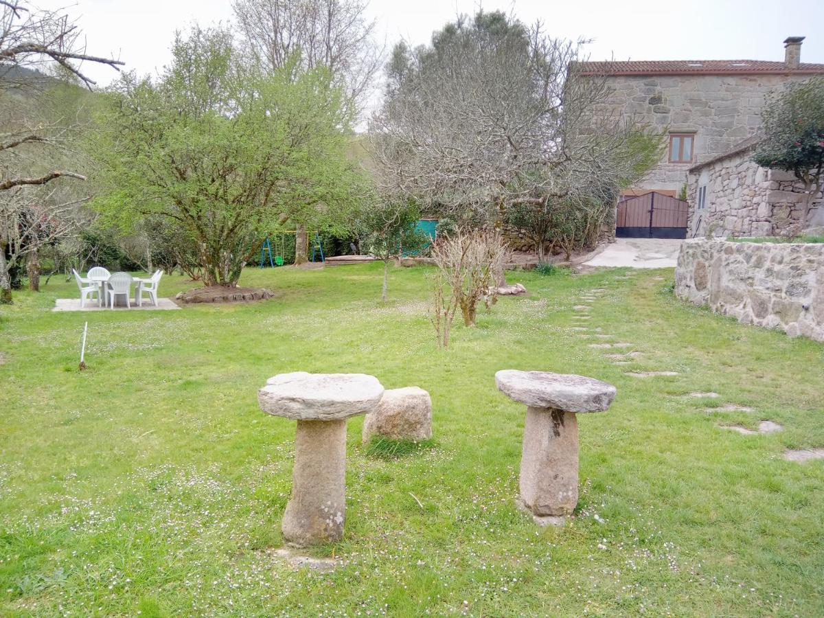 O Fogar Do Xabrina Villa Mondariz Buitenkant foto
